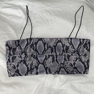 Kikiriki snake print top